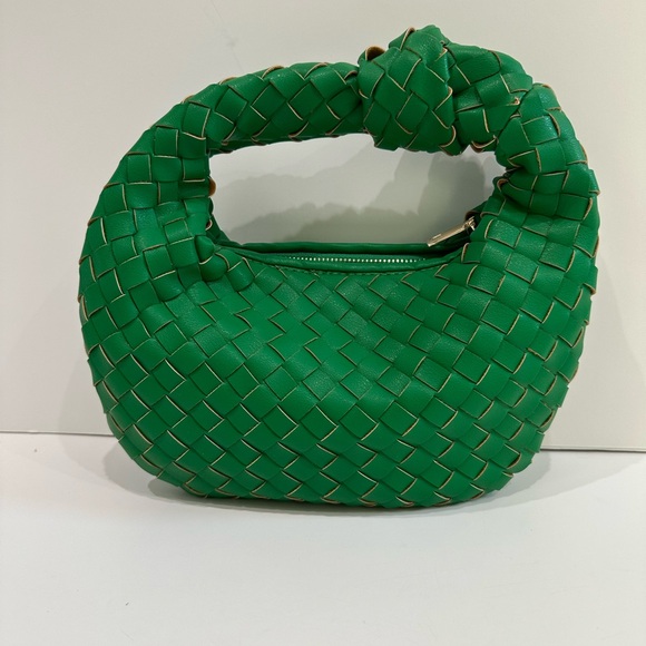 💚💚Urban Expressions Drew Woven Shoulder Bag - Emerald Green💚💚 - Picture 2 of 13